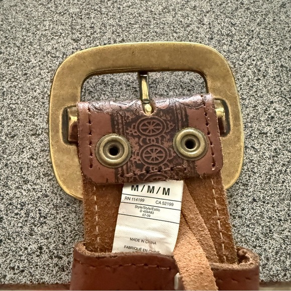 ROXY Leather Brown Belt with Gold Buckle - Picture 3 of 6